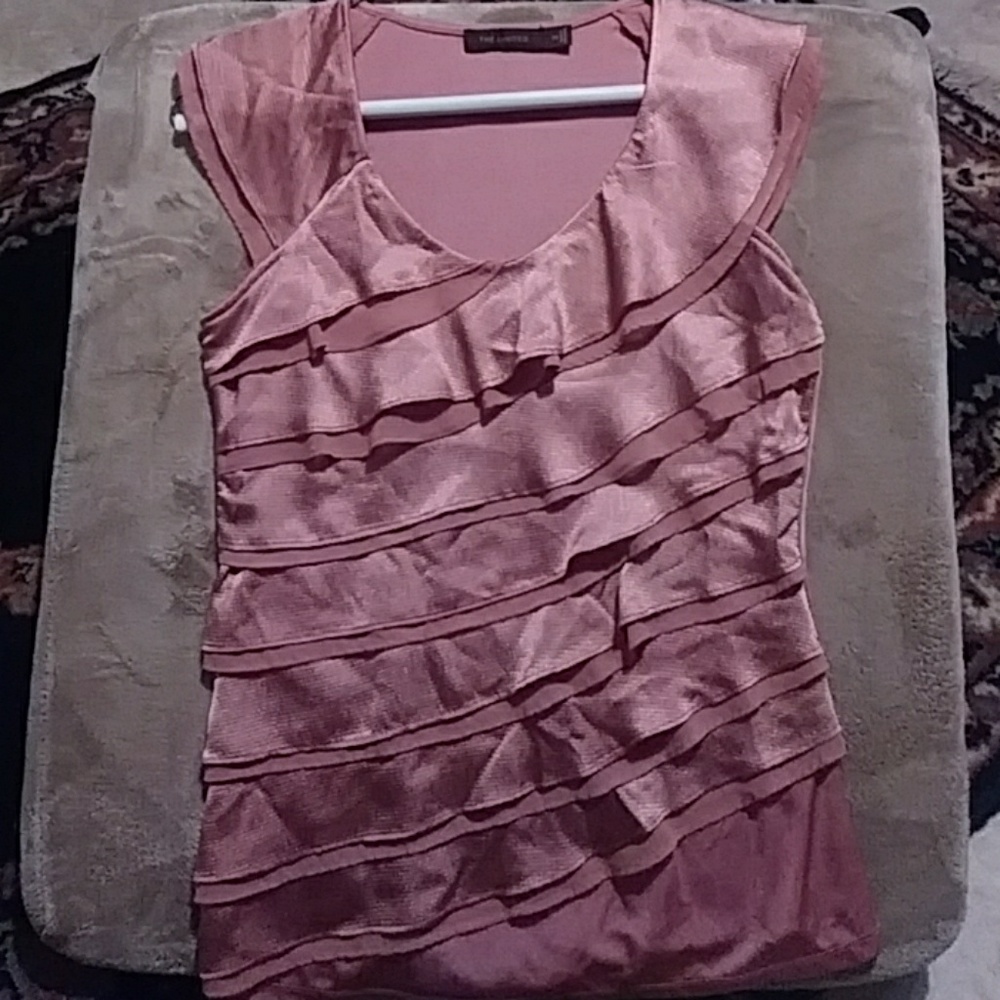 Ruffle top